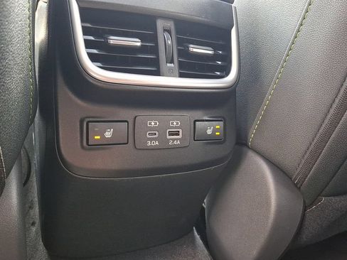 Used 2025 Subaru Outback Onyx Edition XT AWD/4WD image 14
