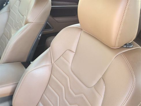 Certified 2021 Kia Telluride SX w/ SX Prestige Package image 15