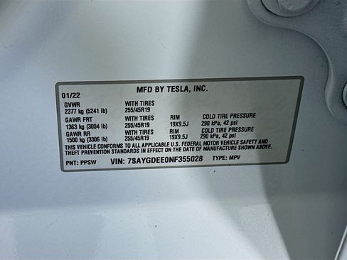 Used 2022 Tesla Model Y Long Range AWD/4WD image 12