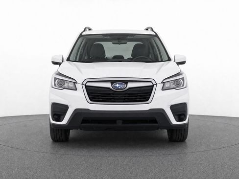 Used 2019 Subaru Forester Premium AWD/4WD image 5