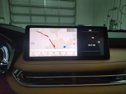 Used 2025 INFINITI QX60 Sensory w/ Vision Package AWD/4WD image 28