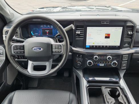 Certified 2025 Ford F250 Lariat AWD/4WD image 25