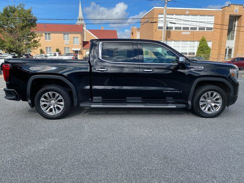 Used 2019 GMC Sierra 1500 Denali w/ Driver Alert Package II image 4