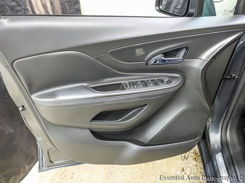 Used 2018 Buick Encore Preferred image 17