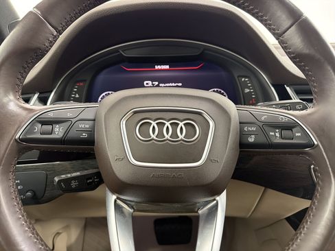 Used 2018 Audi Q7 3.0T Premium Plus w/ Premium Plus Package AWD/4WD image 16
