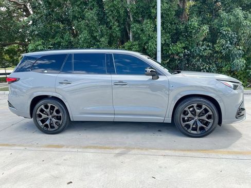 Certified 2024 Lexus TX 500h AWD w/ Technology Package image 8