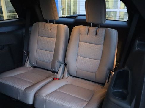 Used 2018 Ford Explorer 4WD image 13