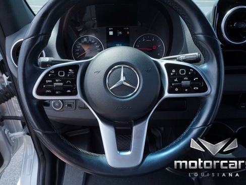 Used 2020 Mercedes-Benz Sprinter 2500 image 30
