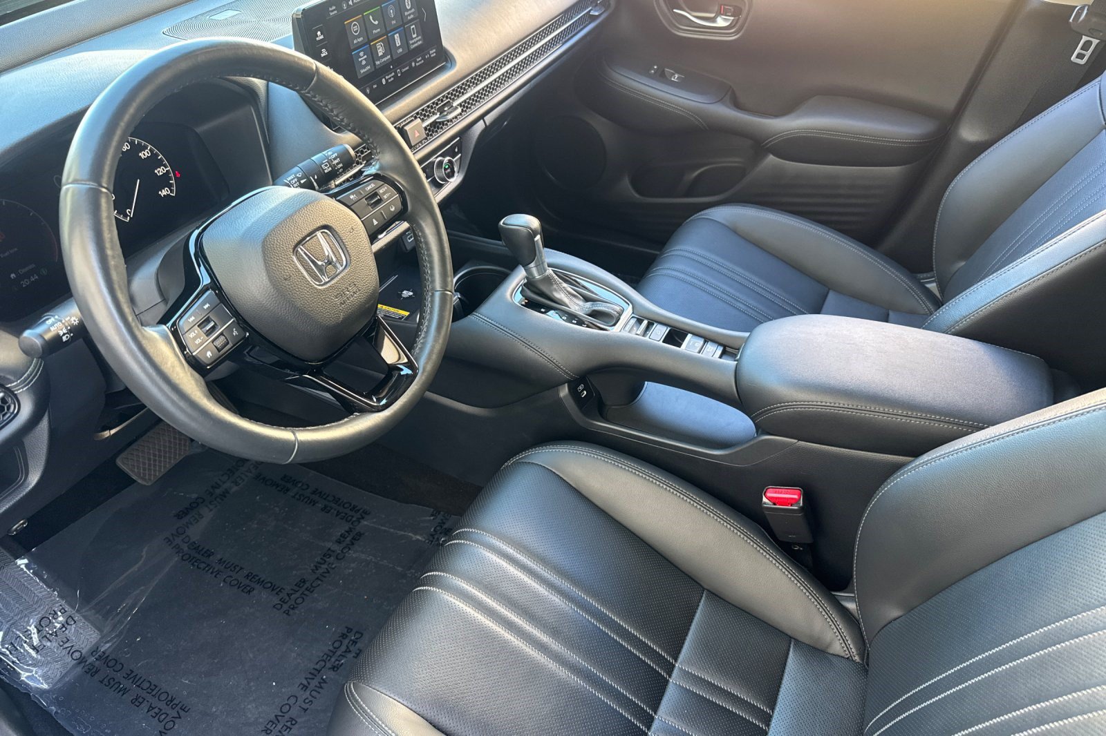 Certified 2024 Honda HR-V EX-L image 4