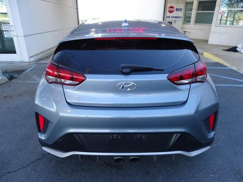 Used 2019 Hyundai Veloster Turbo image 3