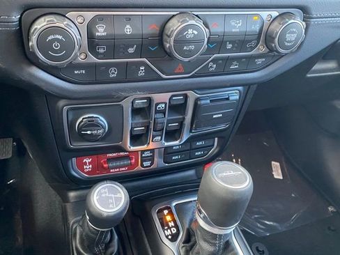 New 2026 Jeep Gladiator Rubicon w/ Safety Group image 22