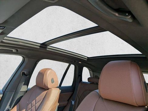 New 2026 BMW X5 xDrive40i w/ Premium Package AWD/4WD image 15