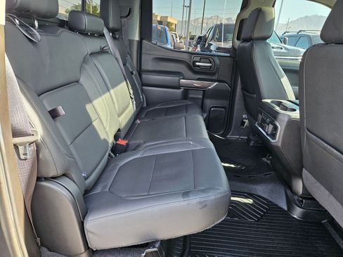 Used 2021 Chevrolet Silverado 1500 LTZ w/ LTZ Premium Package AWD/4WD image 31