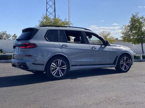 New 2025 BMW X7 M60i image 6