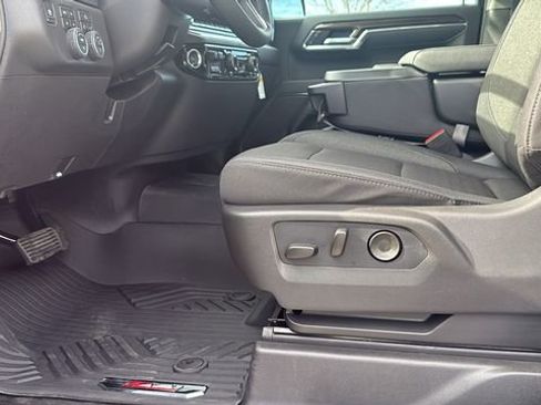 New 2026 Chevrolet Silverado 1500 LT Trail Boss w/ Dark Appearance Package image 12