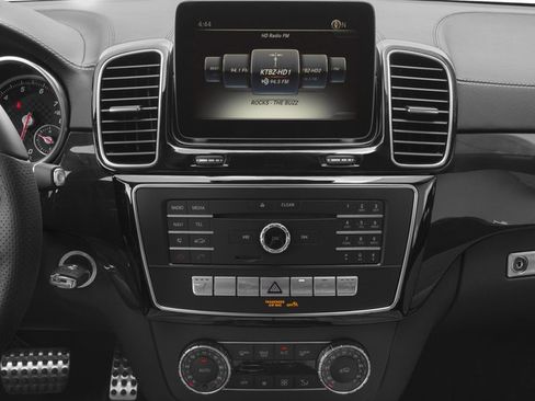 Used 2017 Mercedes-Benz GLE 43 AMG 4MATIC Coupe image 10