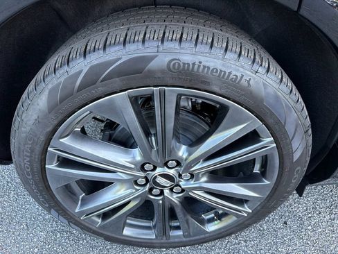 Used 2026 Cadillac Optiq Sport 2 RWD image 17