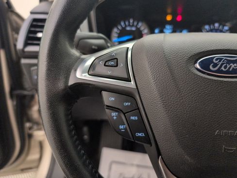 Used 2018 Ford Fusion SE w/ Equipment Group 201A FWD image 35