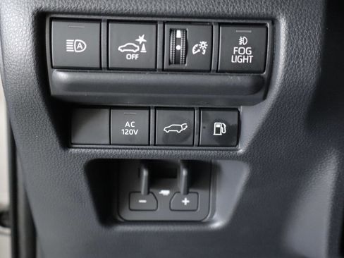 Used 2025 Toyota Land Cruiser w/ Premium Package image 19