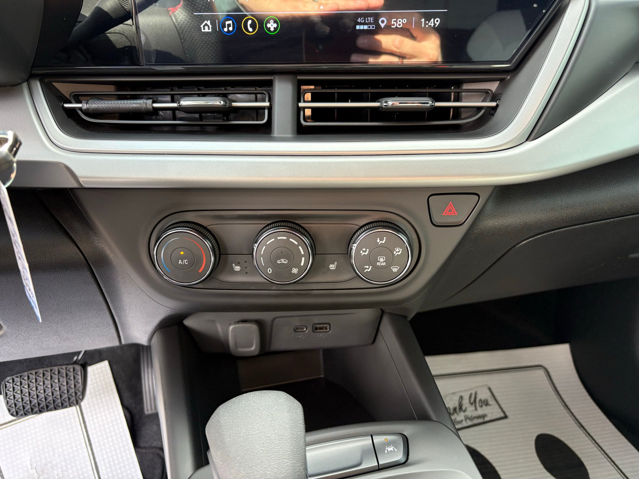 Used 2024 Chevrolet Trax RS w/ Driver Confidence Package FWD image 14