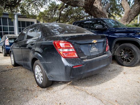 Used 2020 Chevrolet Sonic LT image 10
