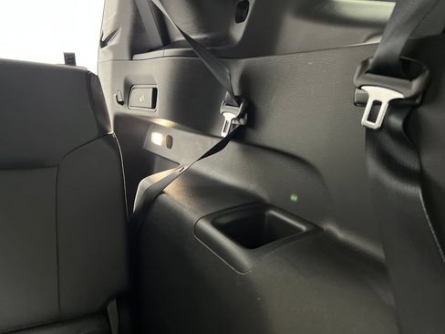 Used 2025 Mitsubishi Outlander SE AWD/4WD image 38