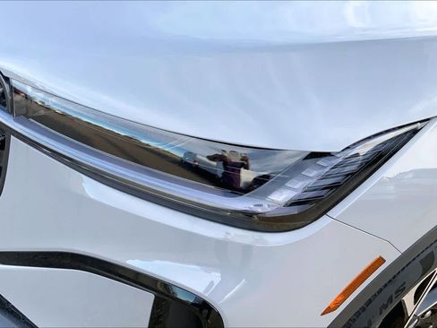 New 2026 Lincoln Nautilus Premier w/ Jet Appearance Package image 13