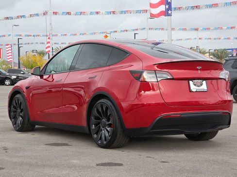Used 2022 Tesla Model Y Performance image 7