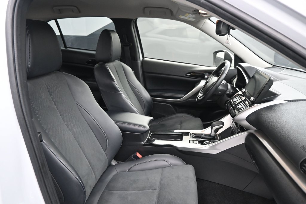 Used 2025 Mitsubishi Eclipse Cross SE AWD/4WD image 30