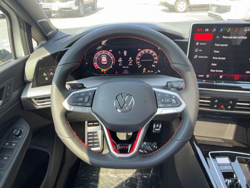 New 2026 Volkswagen GTI SE FWD image 11