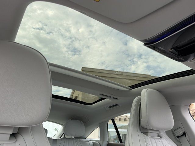 Used 2023 Mercedes-Benz EQS 580 4MATIC Sedan image 7