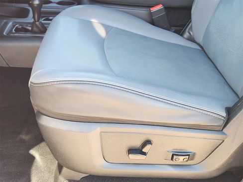 Used 2018 RAM 2500 Power Wagon w/ Comfort Group image 36