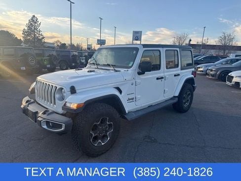 Used 2019 Jeep Wrangler Unlimited Sahara image 4