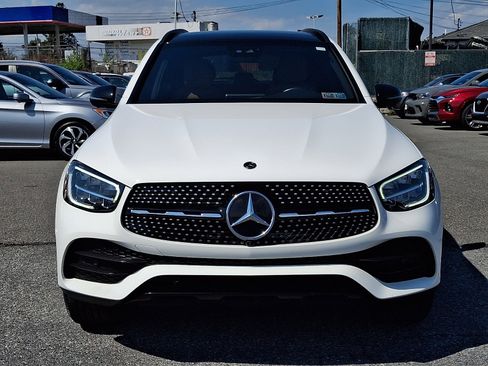 Used 2022 Mercedes-Benz GLC 300 4MATIC image 2