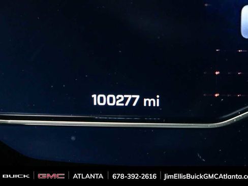 Used 2022 Chevrolet Tahoe RST w/ Luxury Package image 10