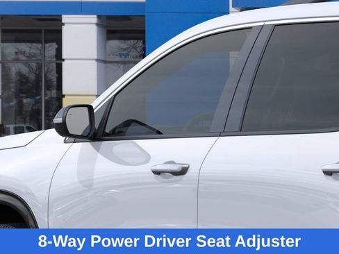 New 2026 Chevrolet Traverse High Country w/ LPO, Floor Liner Package AWD/4WD image 13