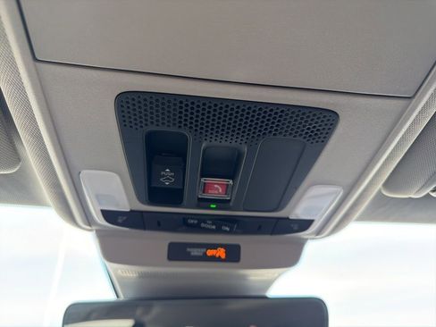 Used 2025 Honda Accord EX-L image 29