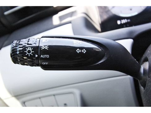 Used 2024 Hyundai Tucson Limited FWD image 17