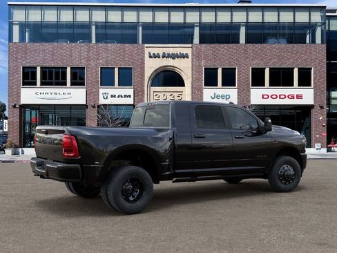 New 2026 RAM 3500 Laramie AWD/4WD image 4