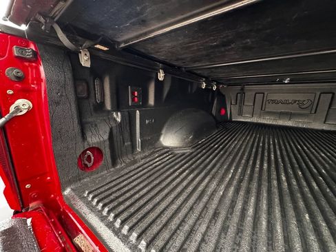 Used 2025 Ford F250 Platinum AWD/4WD image 46