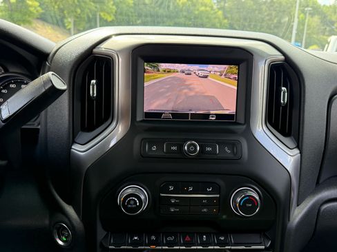 Used 2023 Chevrolet Silverado 1500 Custom RWD image 19