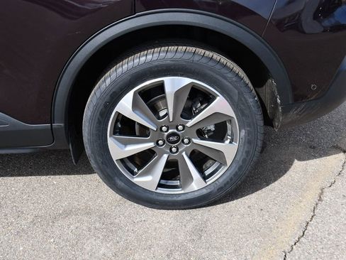 Used 2023 Ford Escape Platinum w/ Premium Technology Package image 21