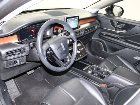 Used 2022 Lincoln Corsair Grand Touring image 23