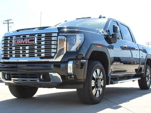 Used 2024 GMC Sierra 3500 Denali w/ Denali Reserve Package AWD/4WD image 72