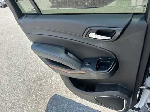 Used 2019 Chevrolet Tahoe Premier AWD/4WD image 24