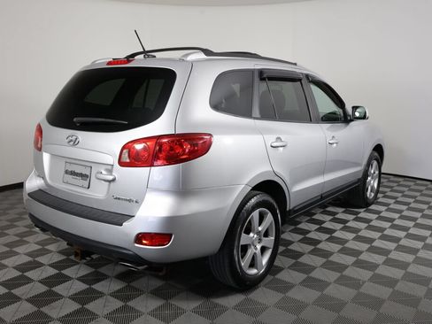 Used 2007 Hyundai Santa Fe SE FWD image 2