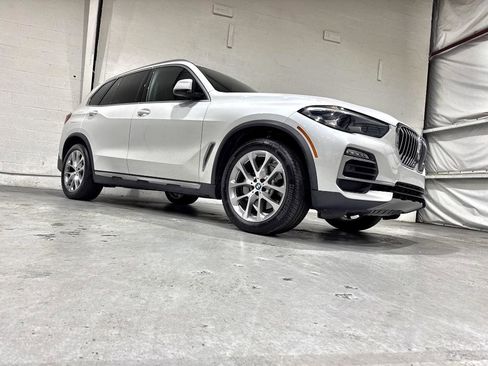 Used 2020 BMW X5 xDrive40i w/ Premium Package image 9