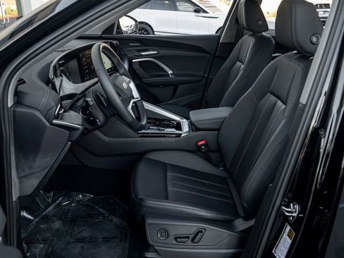 Certified 2025 Audi Q5 Premium Plus w/ Premium Plus AWD/4WD image 14