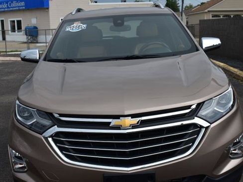 Used 2018 Chevrolet Equinox Premier AWD/4WD image 5