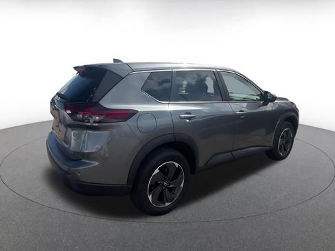 Used 2025 Nissan Rogue SV AWD/4WD image 15